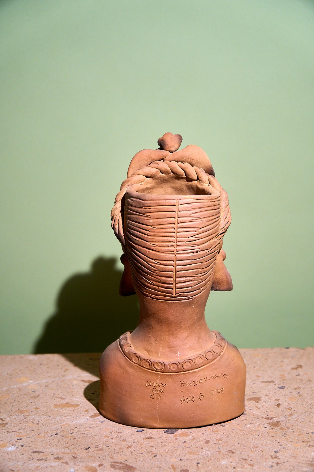 Maceta de busto mujer