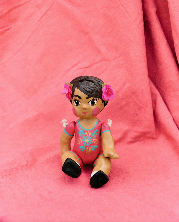 Muñeca de cartonería